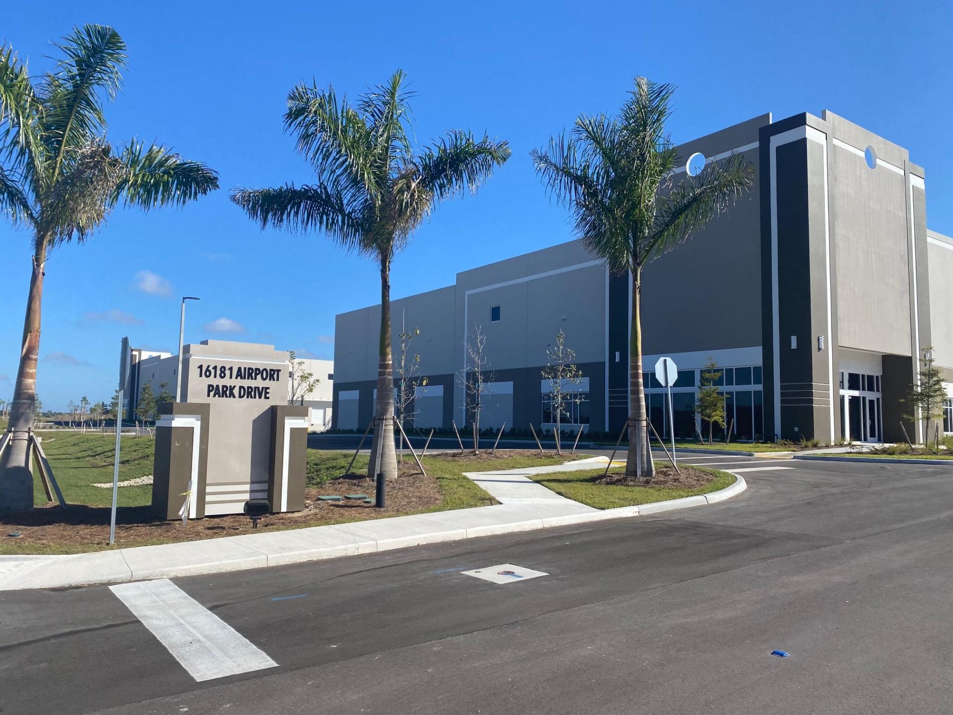 Exterior of 1A