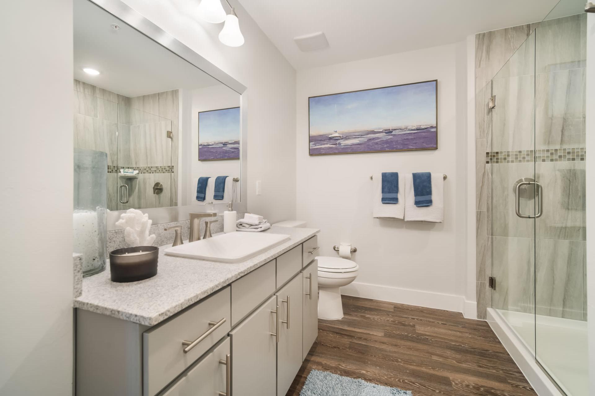 Magnolia Sq bathroom_2
